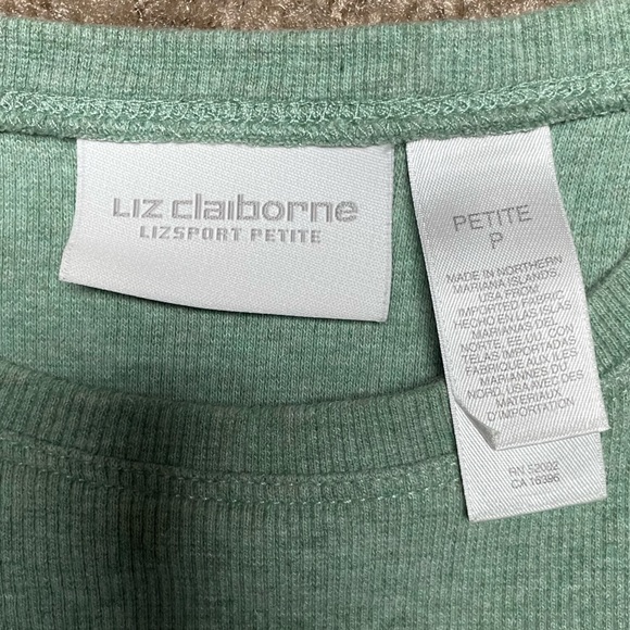 LIZ CLAIBORNE WOMENS LONG SLEEVE RIBBED SHIRT. LIGHT GREEN. PETITE. - Picture 4 of 9